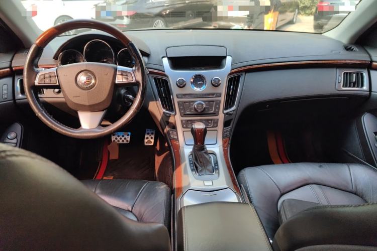 Used Cadillac CTS 2010 3.0 Luxury Sport Edition Center Console