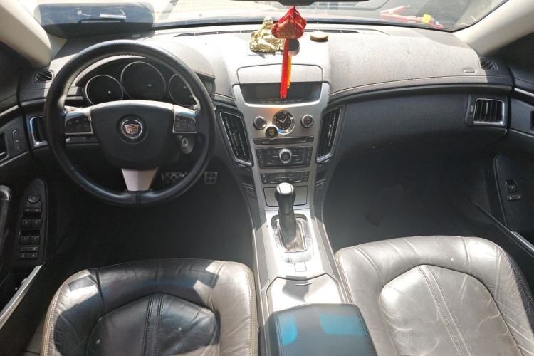 Used Cadillac CTS 2010 3.0 Elite Sport Edition Center Console