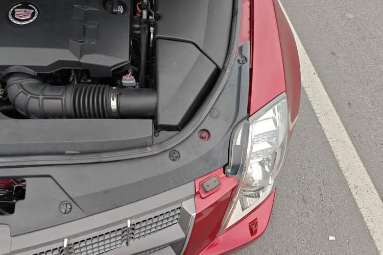 Used Cadillac CTS 2010 3.0 Elite Sport Edition Engine Bay Left