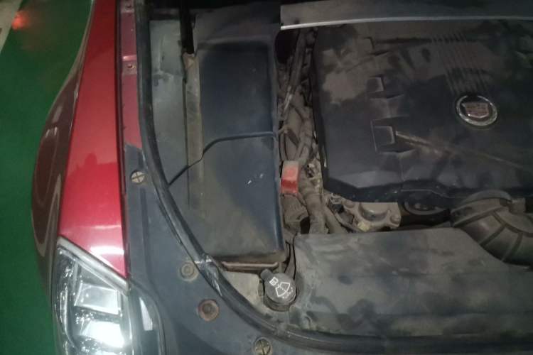 Used Cadillac CTS 2010 3.0 Luxury Sport Edition Engine Bay Right