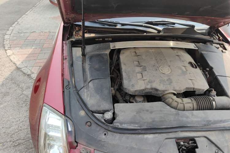 Used Cadillac CTS 2010 3.0 Luxury Sport Edition Engine Bay Right