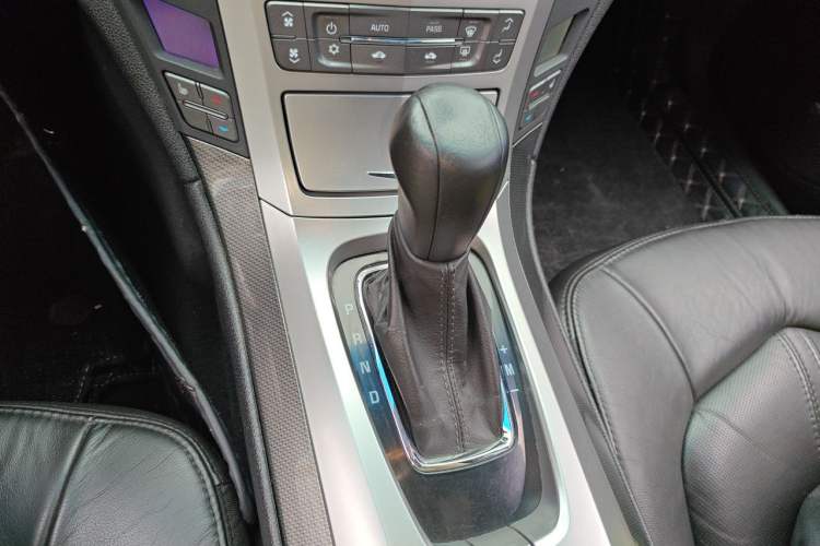 Used Cadillac CTS 2010 3.0 Elite Sport Edition Gear Lever