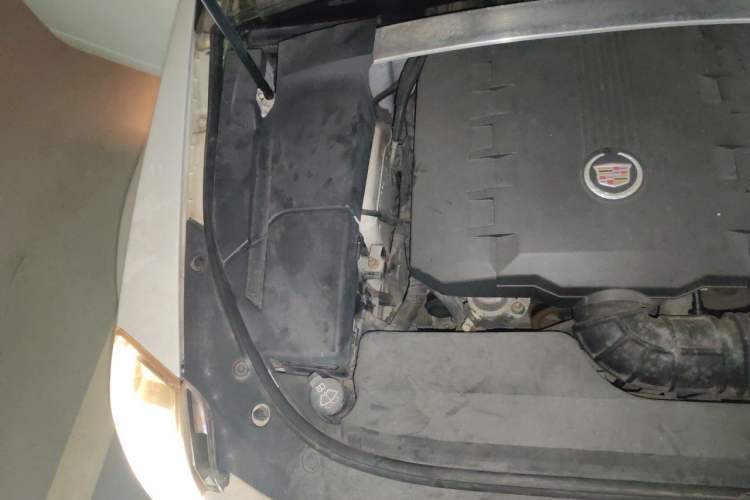 Used Cadillac CTS 2010 3.0 Luxury Sport Edition Engine Bay Right