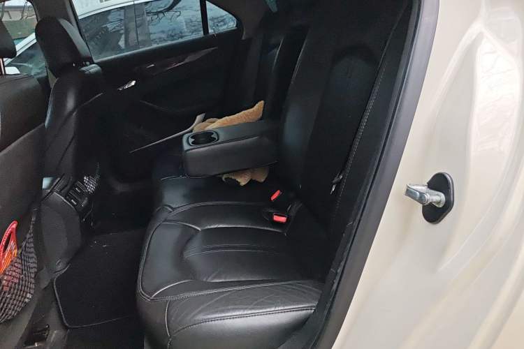 Used Cadillac CTS 2010 3.0 Luxury Sport Edition Left Rear Seat