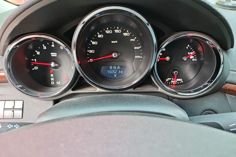 Used Cadillac CTS 2010 3.0 Luxury Sport Edition Odometer Close Up
