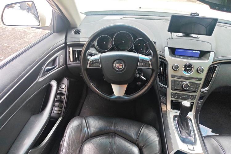 Used Cadillac CTS 2010 3.0 Elite Sport Edition Steering Wheel
