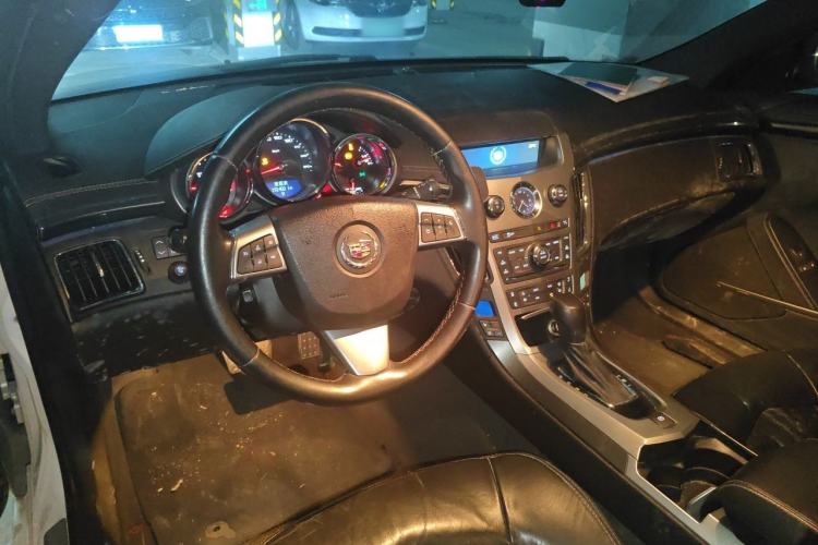 Used Cadillac CTS 2012 3.6L COUPE Center Console