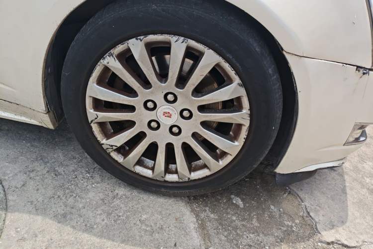 Used Cadillac CTS 2012 3.0L Elite Sport Edition Right Front Wheel Hub
