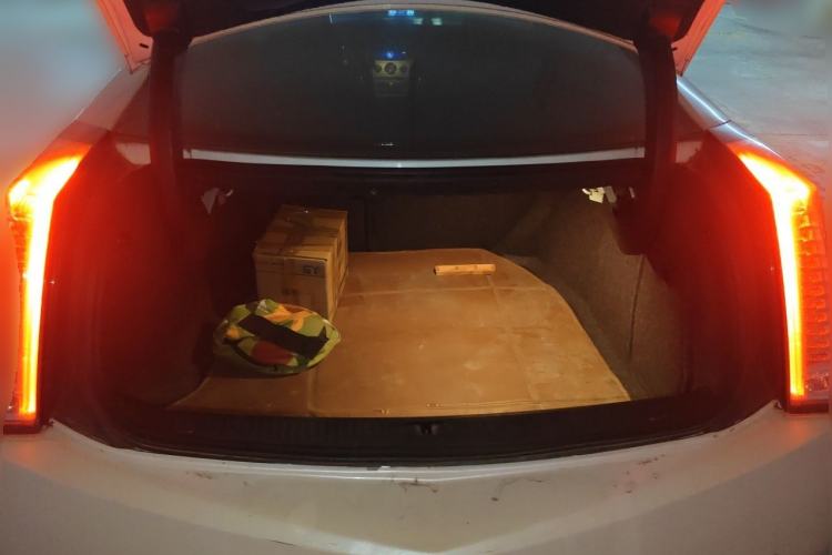 Used Cadillac CTS 2012 3.6L COUPE Trunk