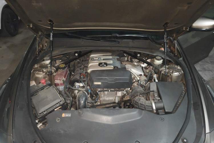 Used Cadillac CTS 2014 28T Leading Model Engine Bay