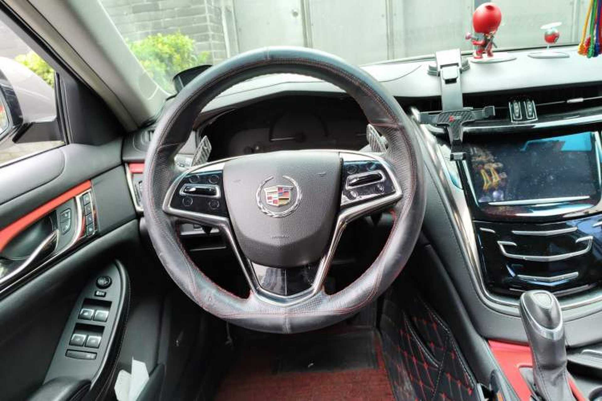 Used Cadillac CTS 2014 28T Luxury Model Steering Wheel