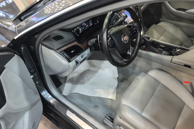 Used Cadillac CTS 2014 28T Elite Edition Driver Seat