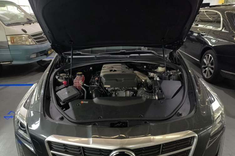Used Cadillac CTS 2014 28T Elite Edition Engine Bay