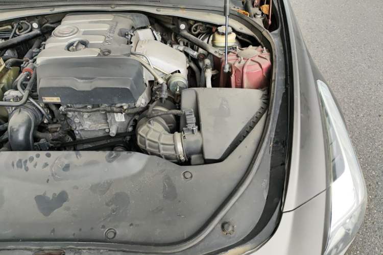 Used Cadillac CTS 2014 28T Elite Edition Engine Bay Left
