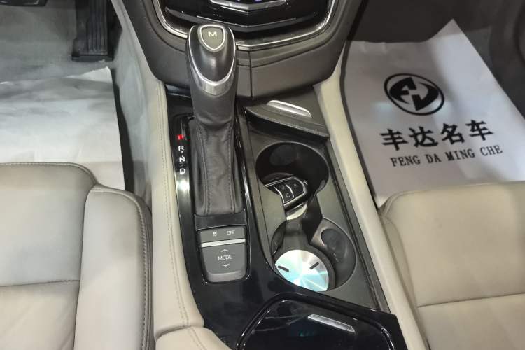 Used Cadillac CTS 2014 28T Elite Edition Gear Lever