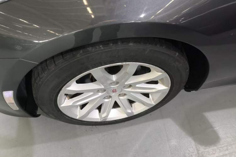 Used Cadillac CTS 2014 28T Elite Edition Left Front Wheel Hub