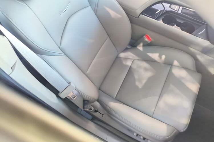 Used Cadillac CTS 2014 28T Elite Edition Right Front Seat
