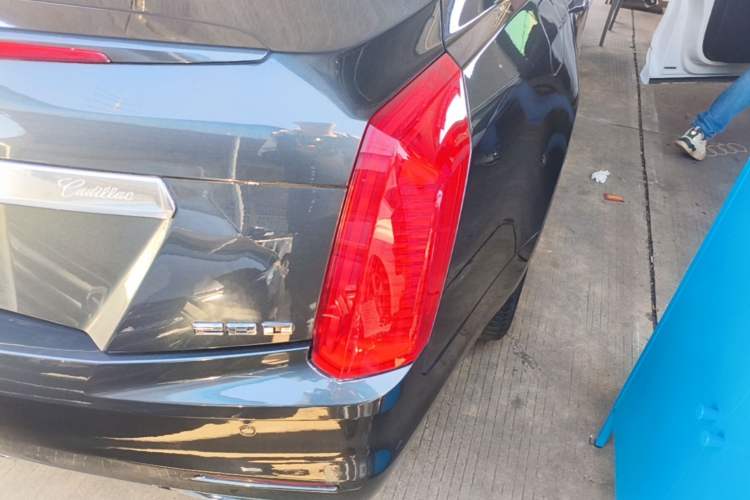 Used Cadillac CTS 2014 28T Elite Edition Right Rear Taillight