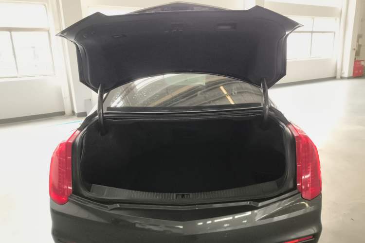 Used Cadillac CTS 2014 28T Elite Edition Trunk
