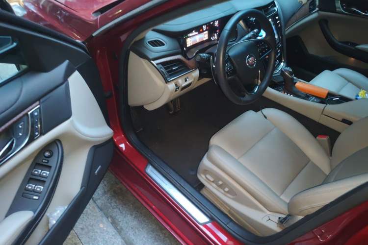 Used Cadillac CTS 2014 28T Elite Edition Driver Seat