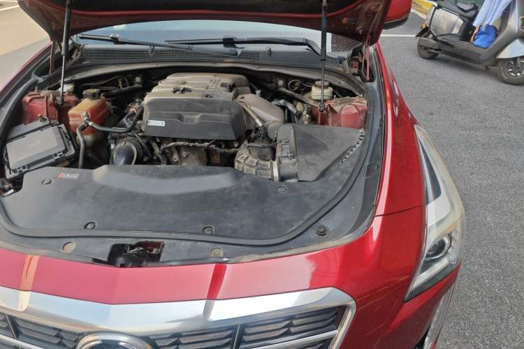 Used Cadillac CTS 2014 28T Elite Edition Engine Bay Left