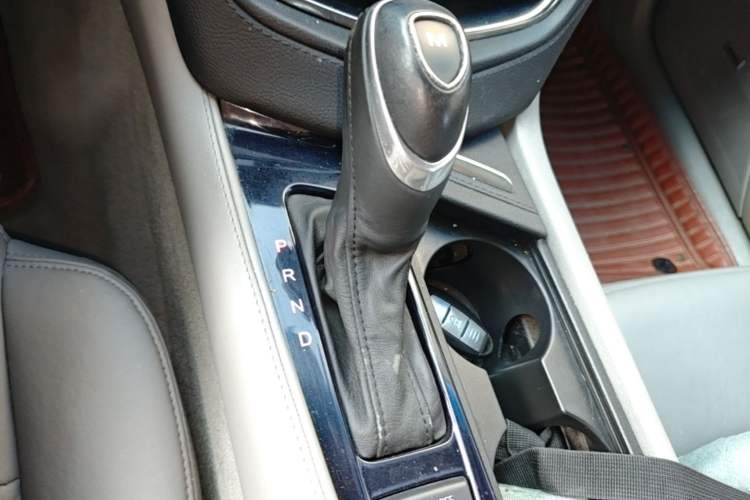 Used Cadillac CTS 2014 28T Elite Edition Gear Lever
