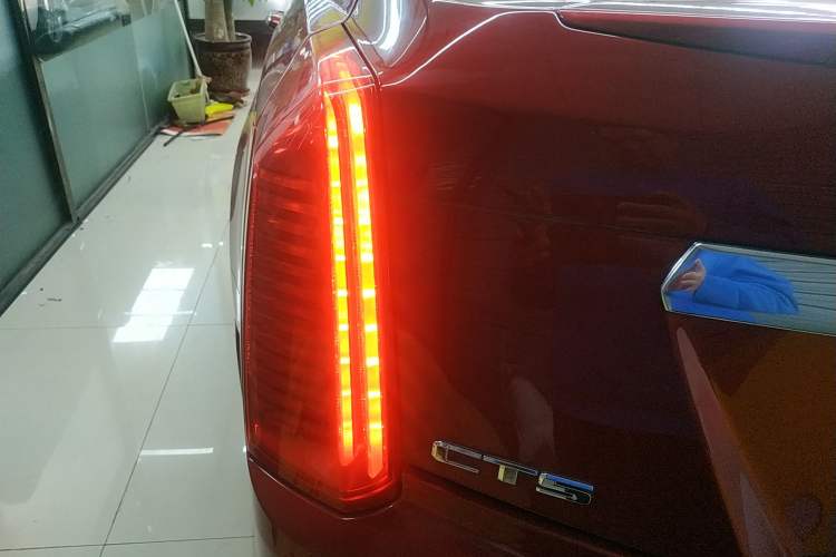 Used Cadillac CTS 2014 28T Elite Edition Left Rear Taillight