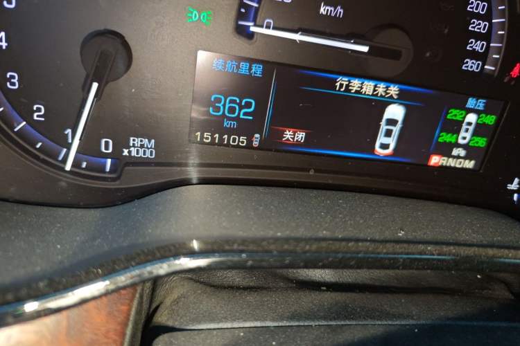 Used Cadillac CTS 2014 28T Elite Edition Odometer Close Up