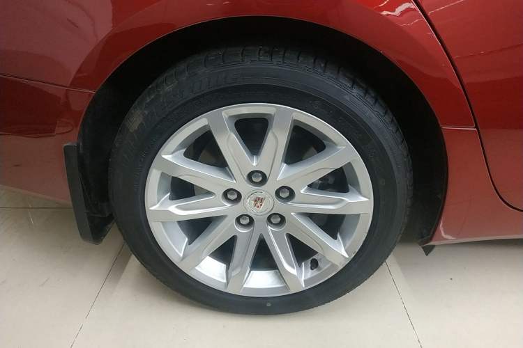Used Cadillac CTS 2014 28T Elite Edition Right Rear Wheel Hub