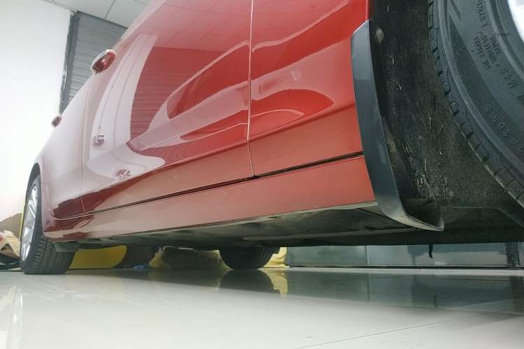 Used Cadillac CTS 2014 28T Elite Edition Right Side Sill