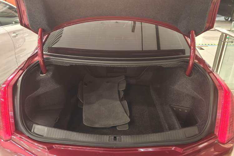 Used Cadillac CTS 2014 28T Elite Edition Trunk