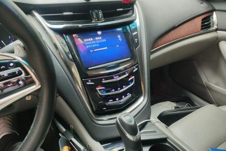 Used Cadillac CTS 2014 28T Elite Edition Audio And AC Panel