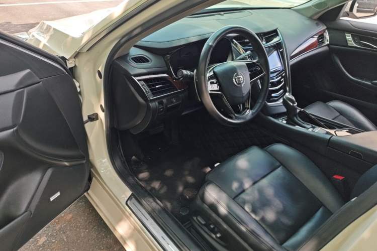 Used Cadillac CTS 2014 28T Luxury Model Driver Seat