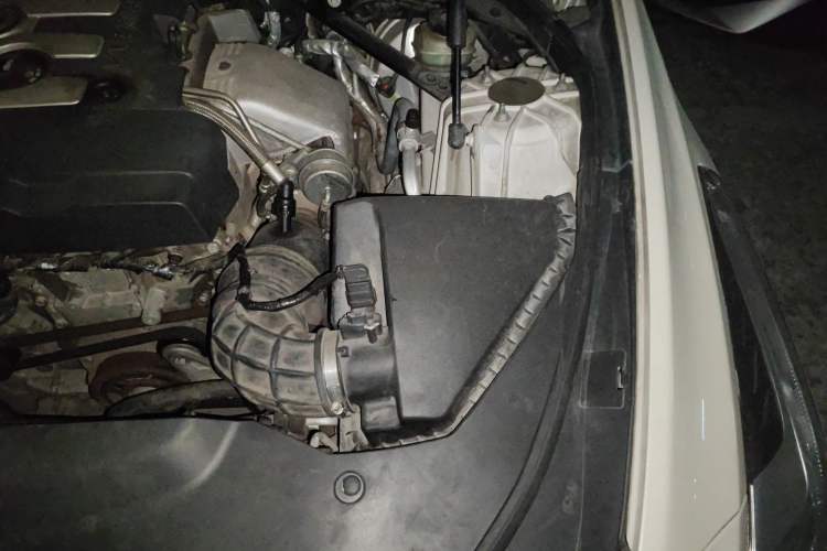 Used Cadillac CTS 2014 28T Elite Edition Engine Bay Left