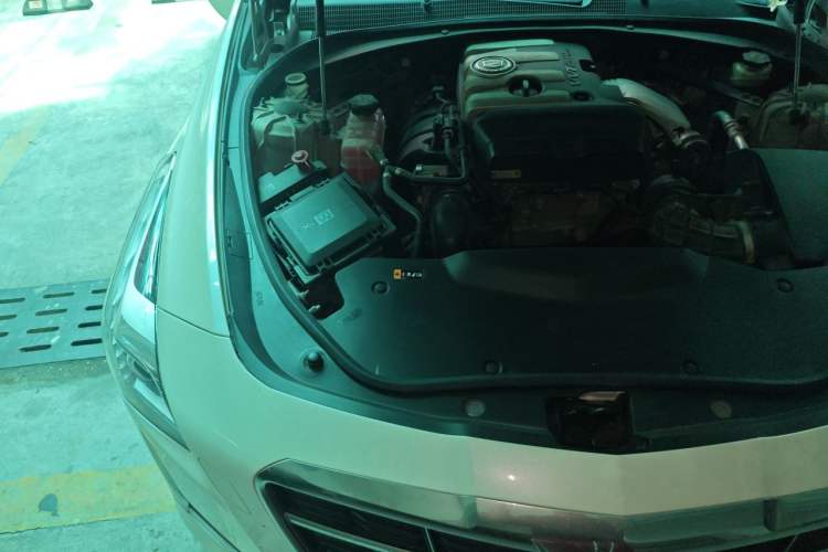 Used Cadillac CTS 2014 28T Elite Edition Engine Bay Right