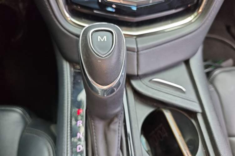 Used Cadillac CTS 2014 28T Luxury Model Gear Lever