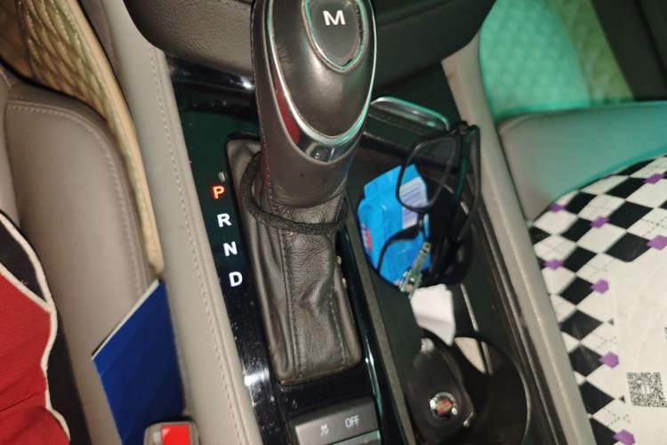 Used Cadillac CTS 2014 28T Elite Edition Gear Lever