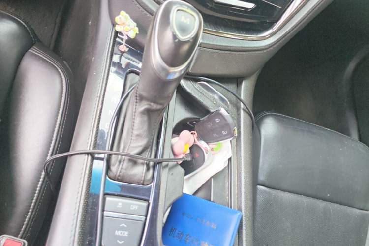 Used Cadillac CTS 2014 28T Luxury Model Gear Lever