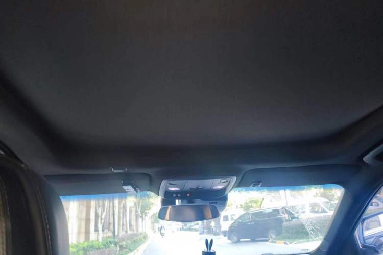 Used Cadillac CTS 2014 28T Leading Model Headliner