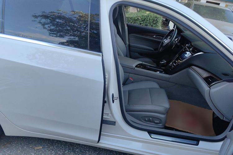 Used Cadillac CTS 2014 28T Elite Edition Right Front Seat