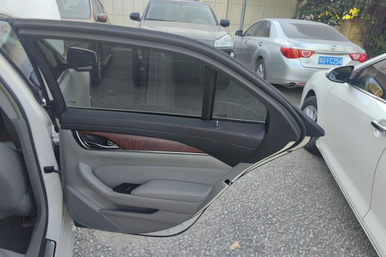 Used Cadillac CTS 2014 28T Elite Edition Right Rear Door Interior