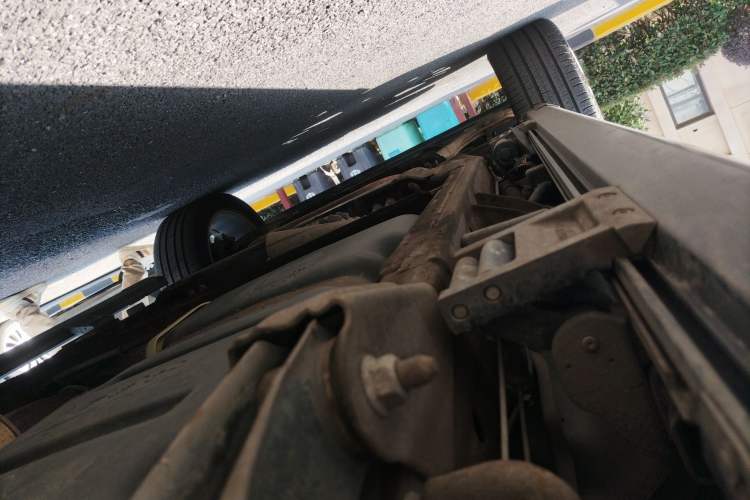 Used Cadillac Escalade 2007 6.2 AWD Chassis Rear Left