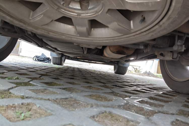 Used Cadillac Escalade 2010 6.0 Hybrid Chassis Rear