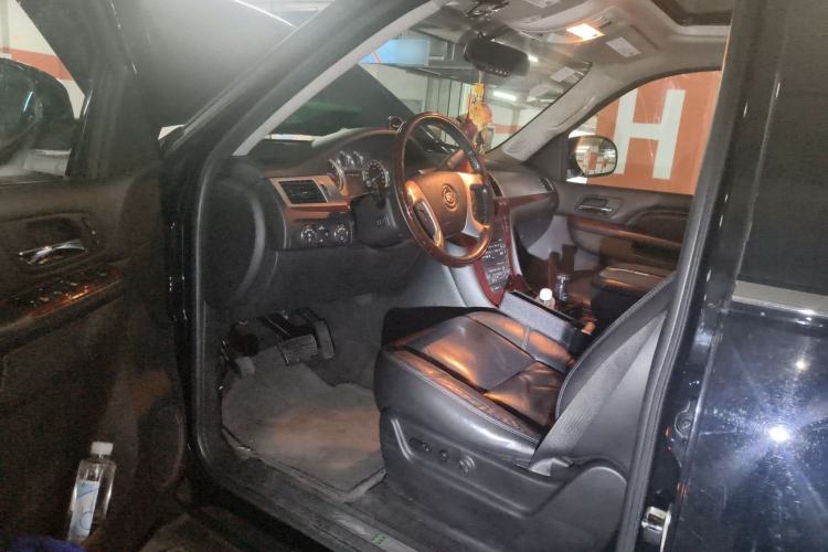 Used Cadillac Escalade 2010 6.0 Hybrid Driver Seat
