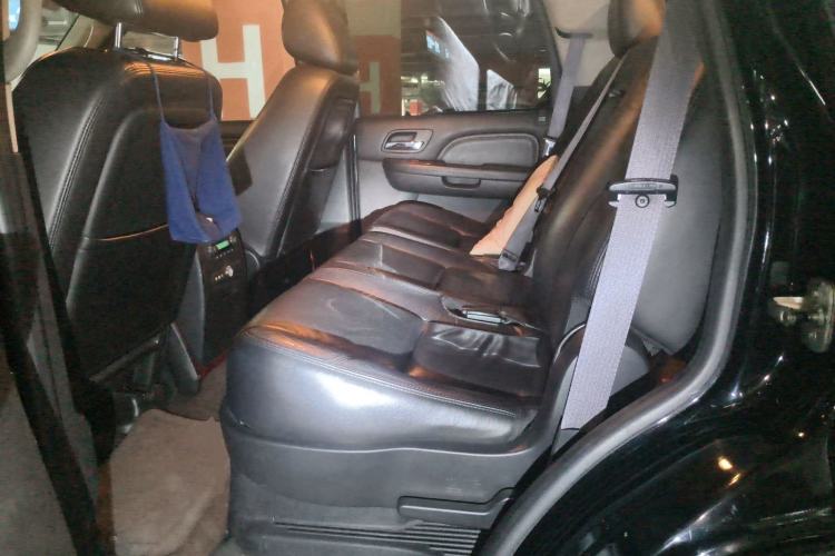 Used Cadillac Escalade 2010 6.0 Hybrid Left Rear Seat