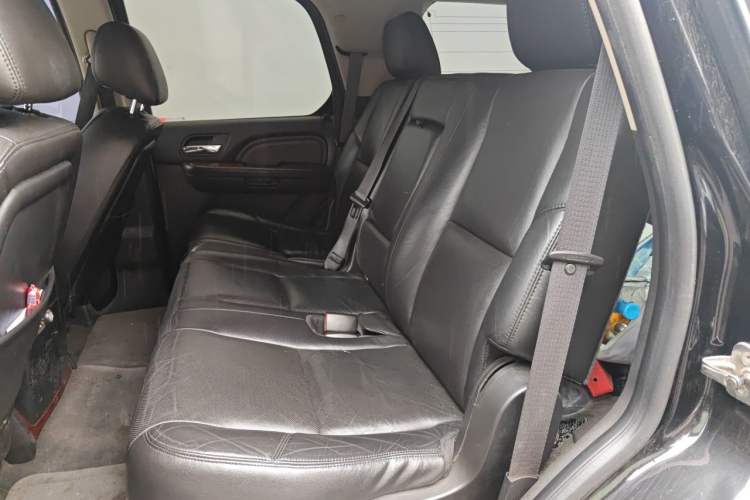 Used Cadillac Escalade 2010 6.0 Hybrid Left Rear Seat
