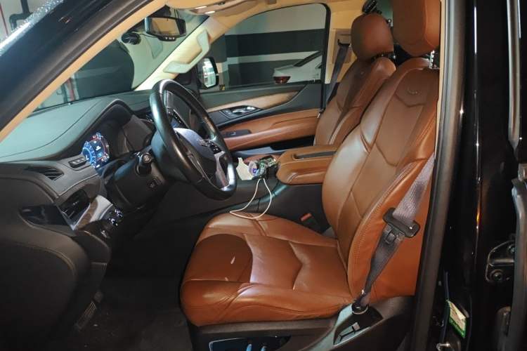 Used Cadillac Escalade 2013 ESV 6.2 Platinum Edition Extended Model Left Front Seat