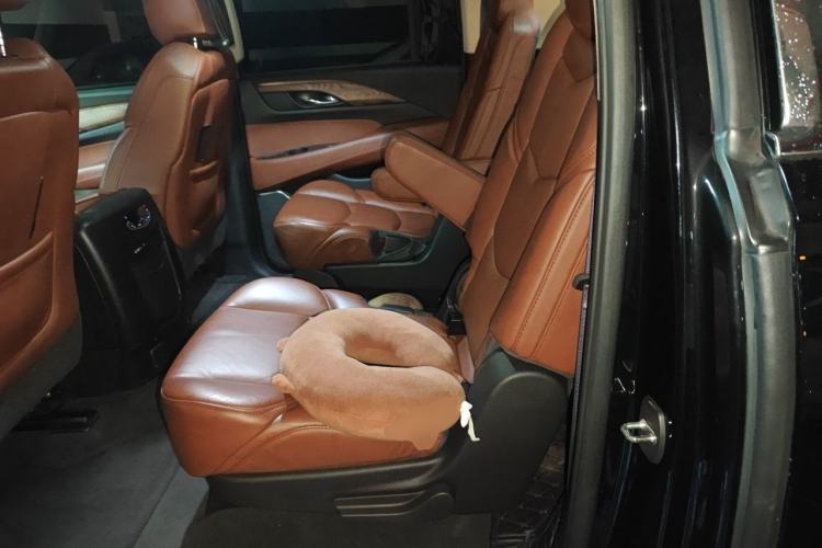 Used Cadillac Escalade 2013 ESV 6.2 Platinum Edition Extended Model Left Rear Seat