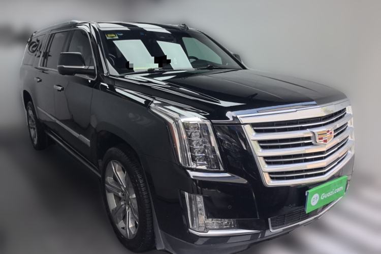 Used Cadillac Escalade 2017 6.2L ESV Platinum Edition Extended-Length Version Front Right 45 Deg