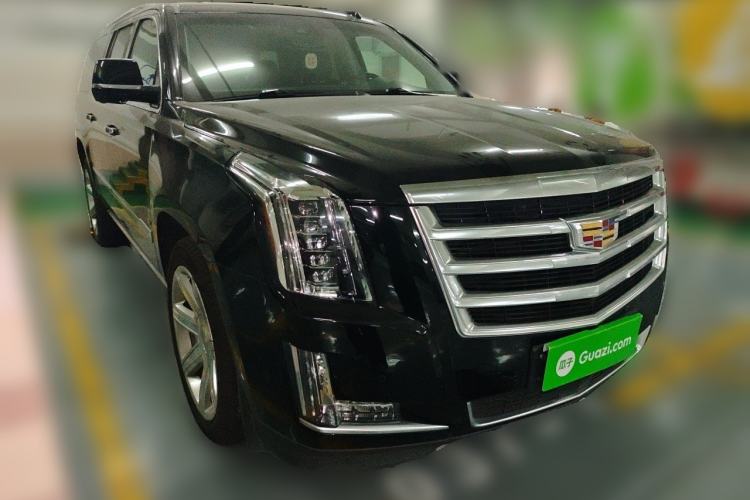 Used Cadillac Escalade  Front Right 45 Deg